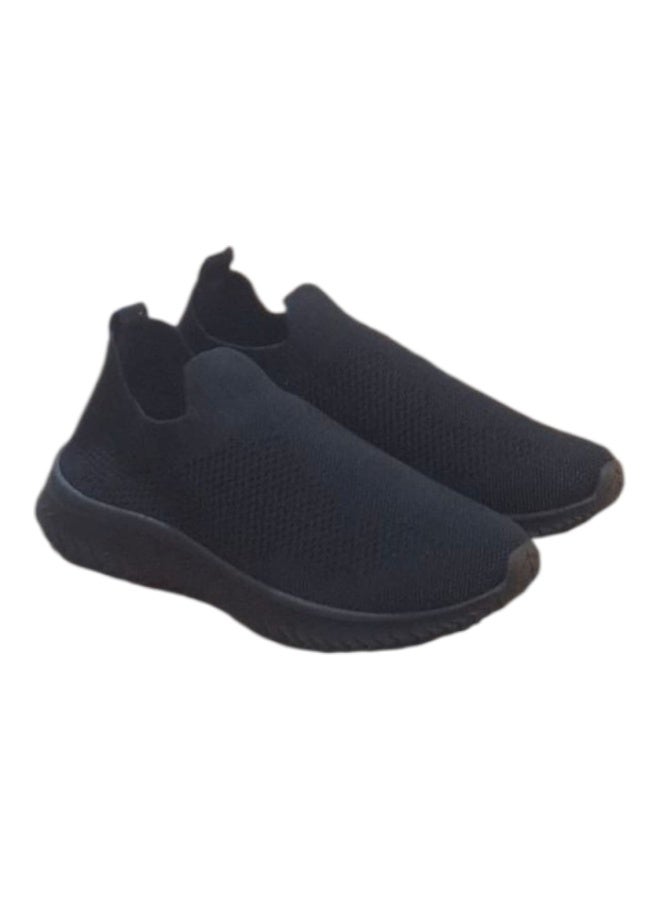 Easy-to-wear, comfortable knitted shoes with excellent materials for youth and men